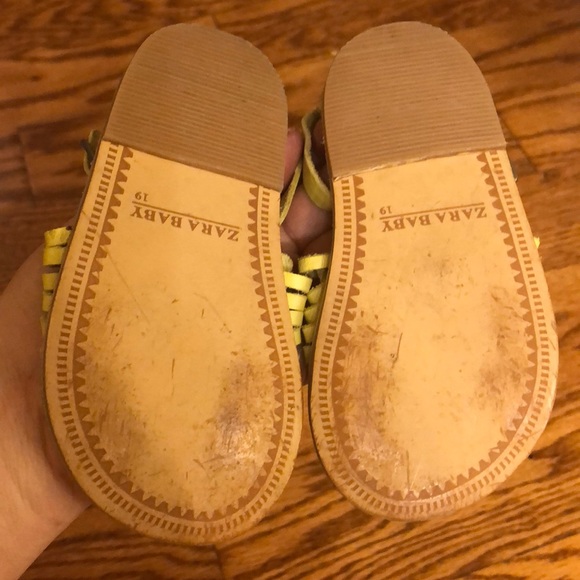 Zara baby Sandals - Picture 2 of 2